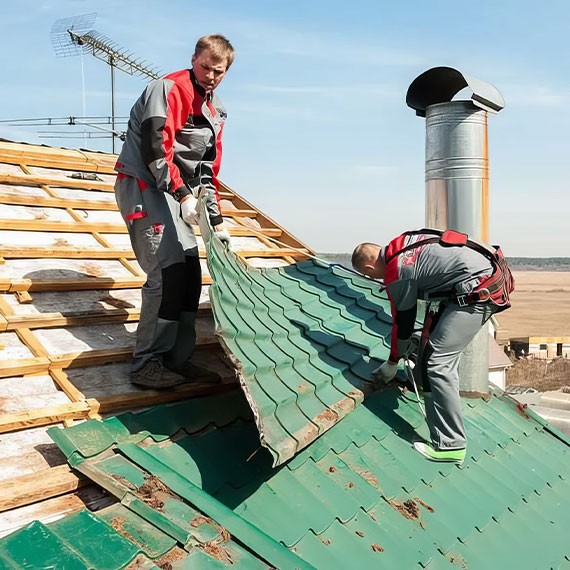 Демонтаж кровли и крыши в Гатчине и Ленинградской области